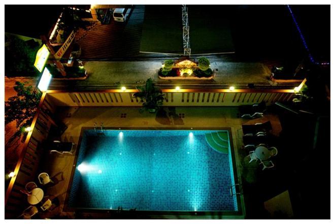 Soi2Inn Pattaya Buitenkant foto